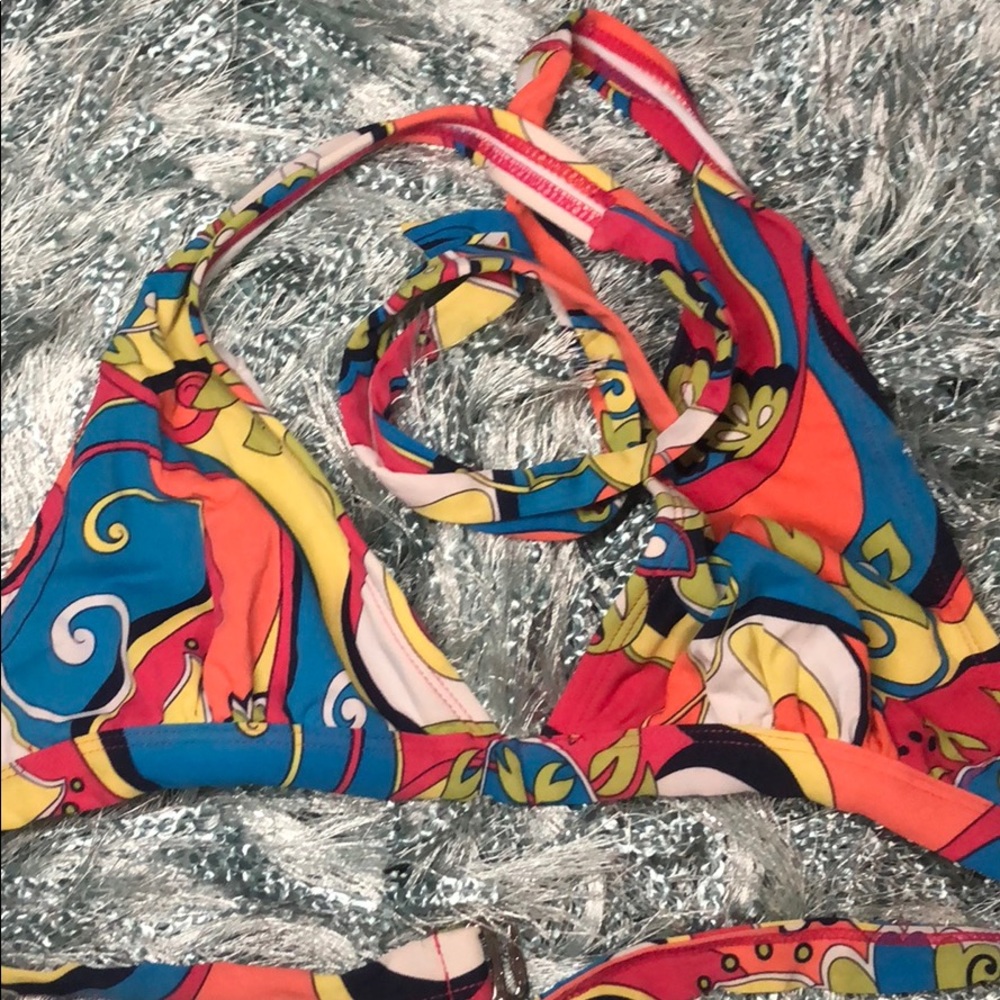 Bikini top